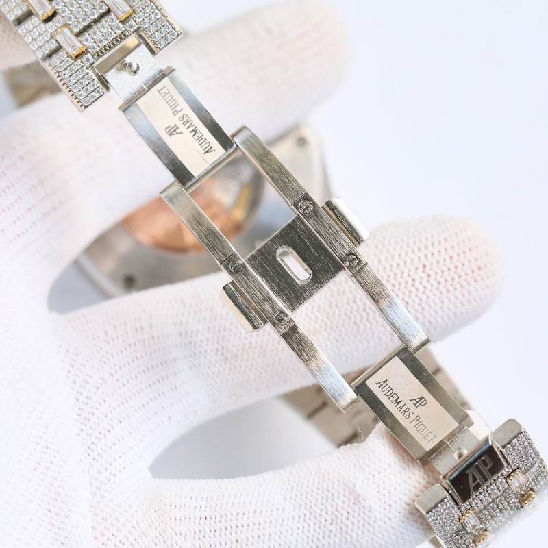 Audemars Piguet 15400OR.OO.1220OR.02 Royal Oak Selfwinding Iced Out Moissanite 42x10mm