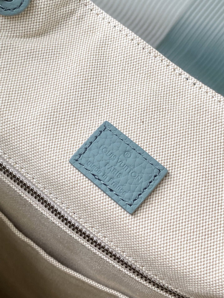 Louis Vouitton Backpack