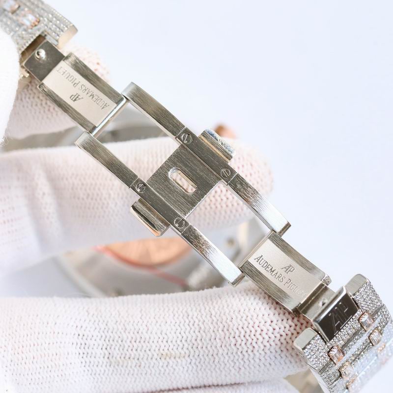 Audemars Piguet 15400OR.OO.1220OR.02 Royal Oak Selfwinding Iced Out Moissanite 42x10mm