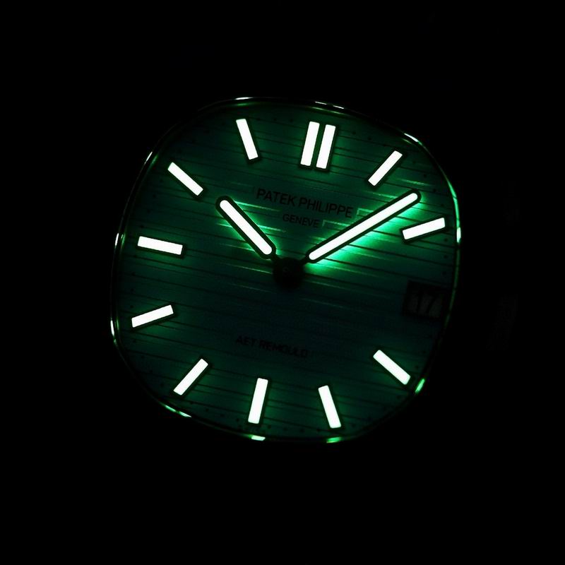 Patek Philippe DiW Nautilus "The Black Grail" 40mm