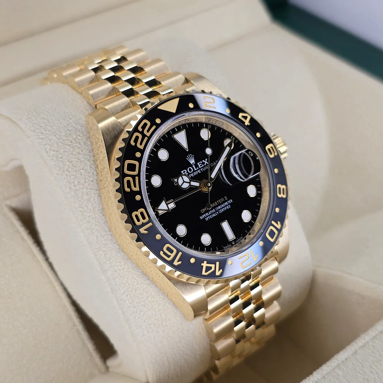 ROLEX GMT-MASTER II 126718GRNR 40MM