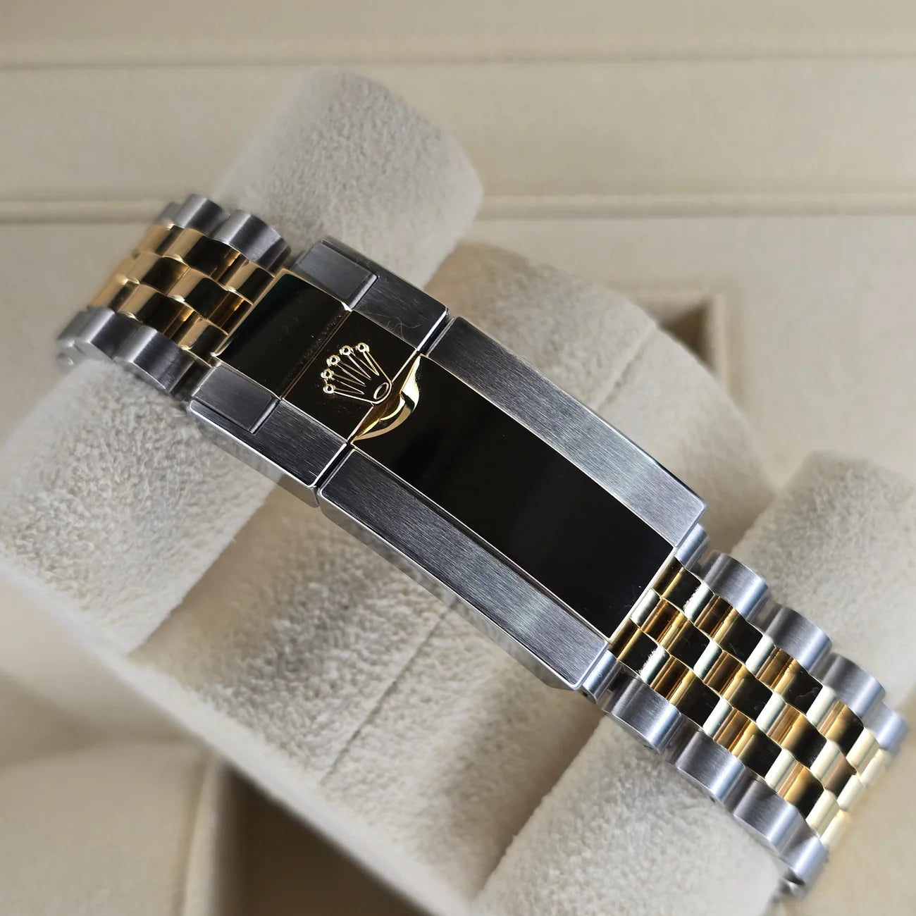 ROLEX GMT-MASTER II 126713GRNR "BUMBLEBEE" 40MM