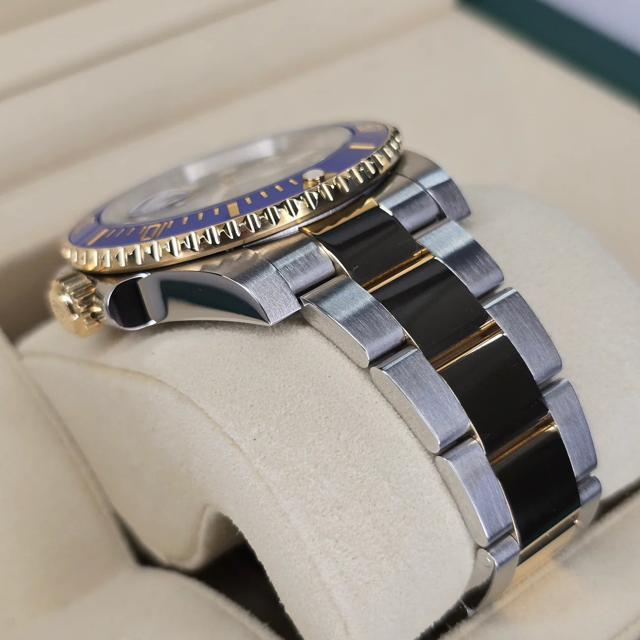 ROLEX SUBMARINER DATE 116613LB BLUESY 40MM