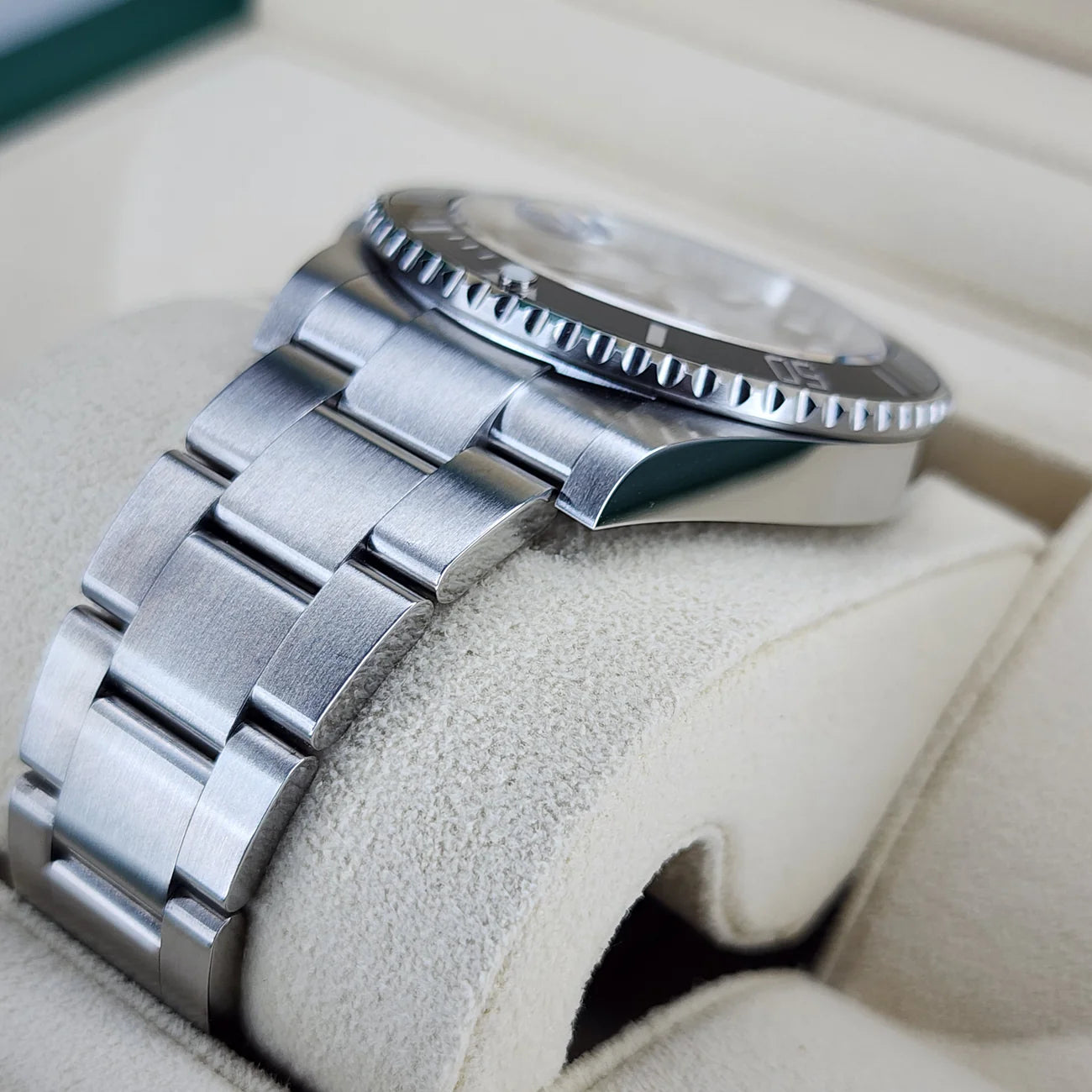 ROLEX SUBMARINER DATE 126610LN 41MM