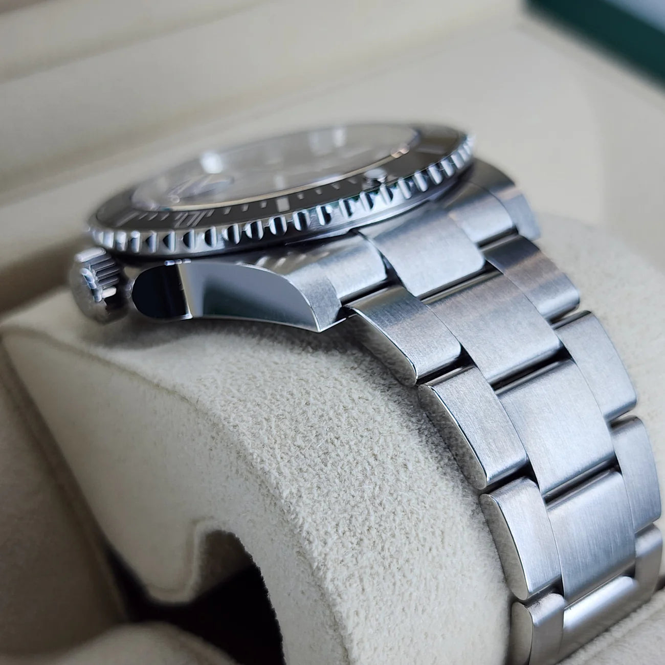 ROLEX SUBMARINER DATE 126610LN 41MM