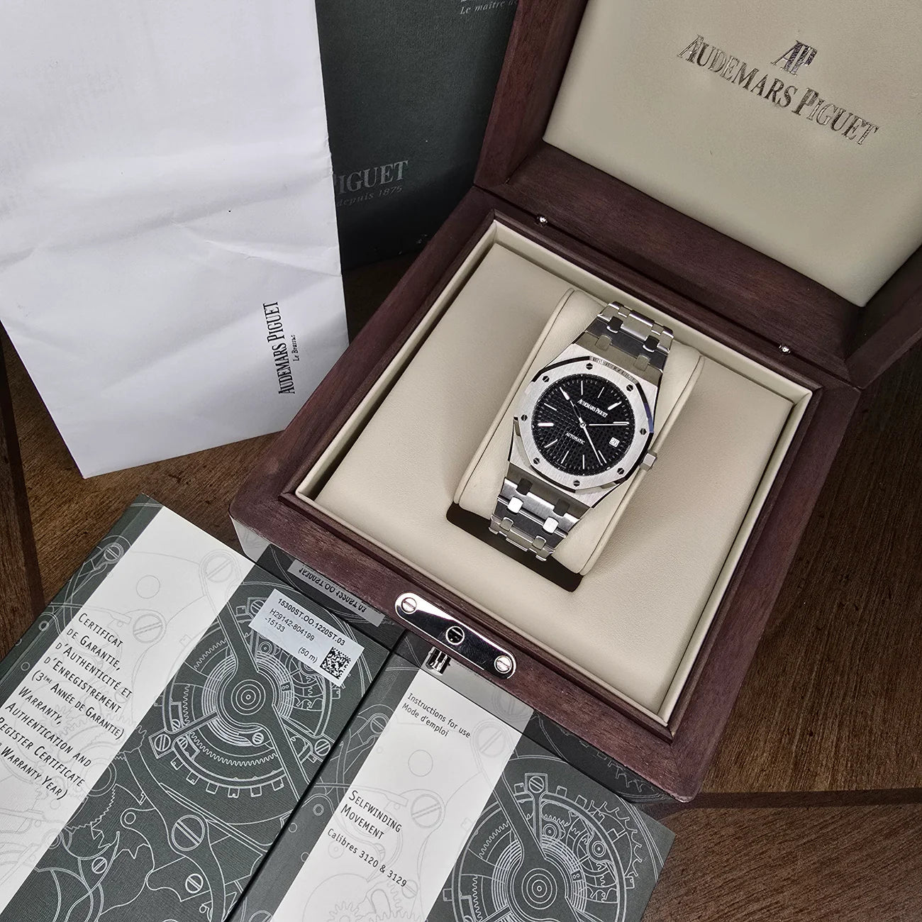 AUDEMARS PIGUET ROYAL OAK 15300ST 39MM