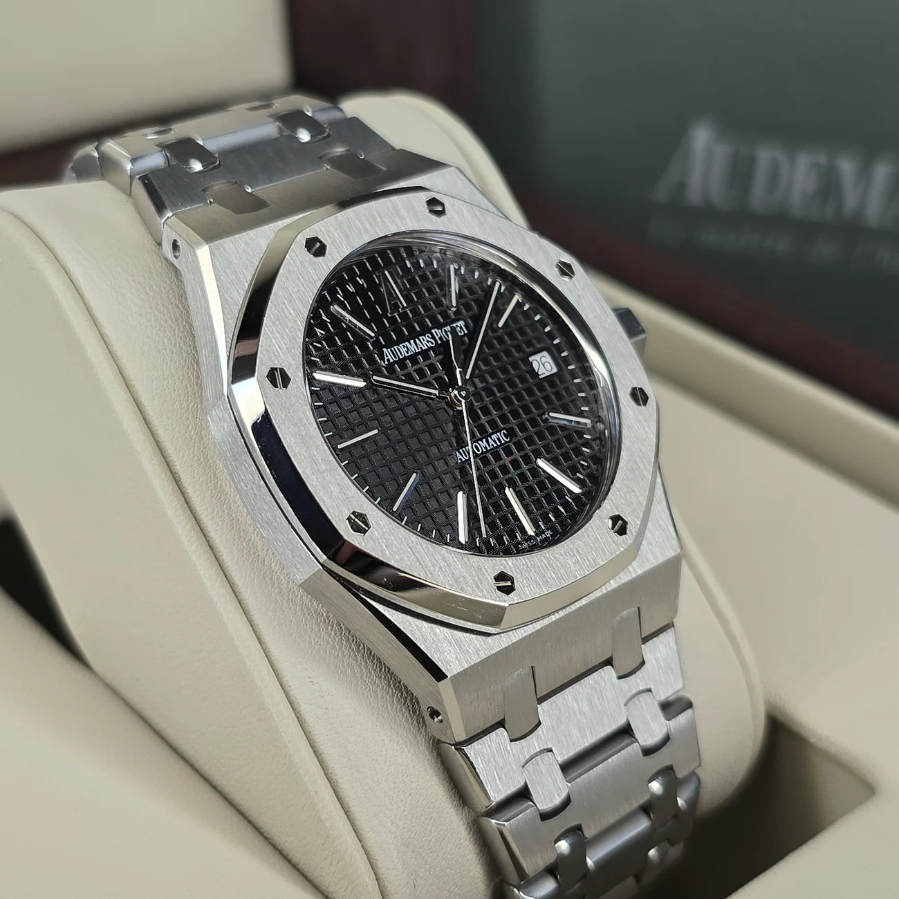 AUDEMARS PIGUET ROYAL OAK 15300ST 39MM