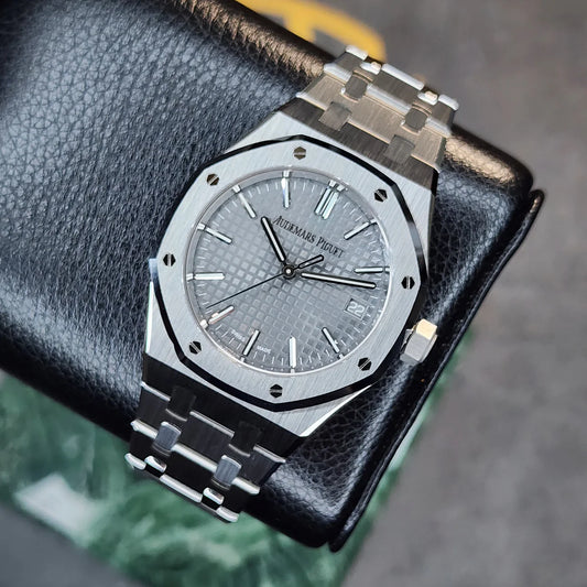 AUDEMARS PIGUET ROYAL OAK 15550ST GREY 37MM